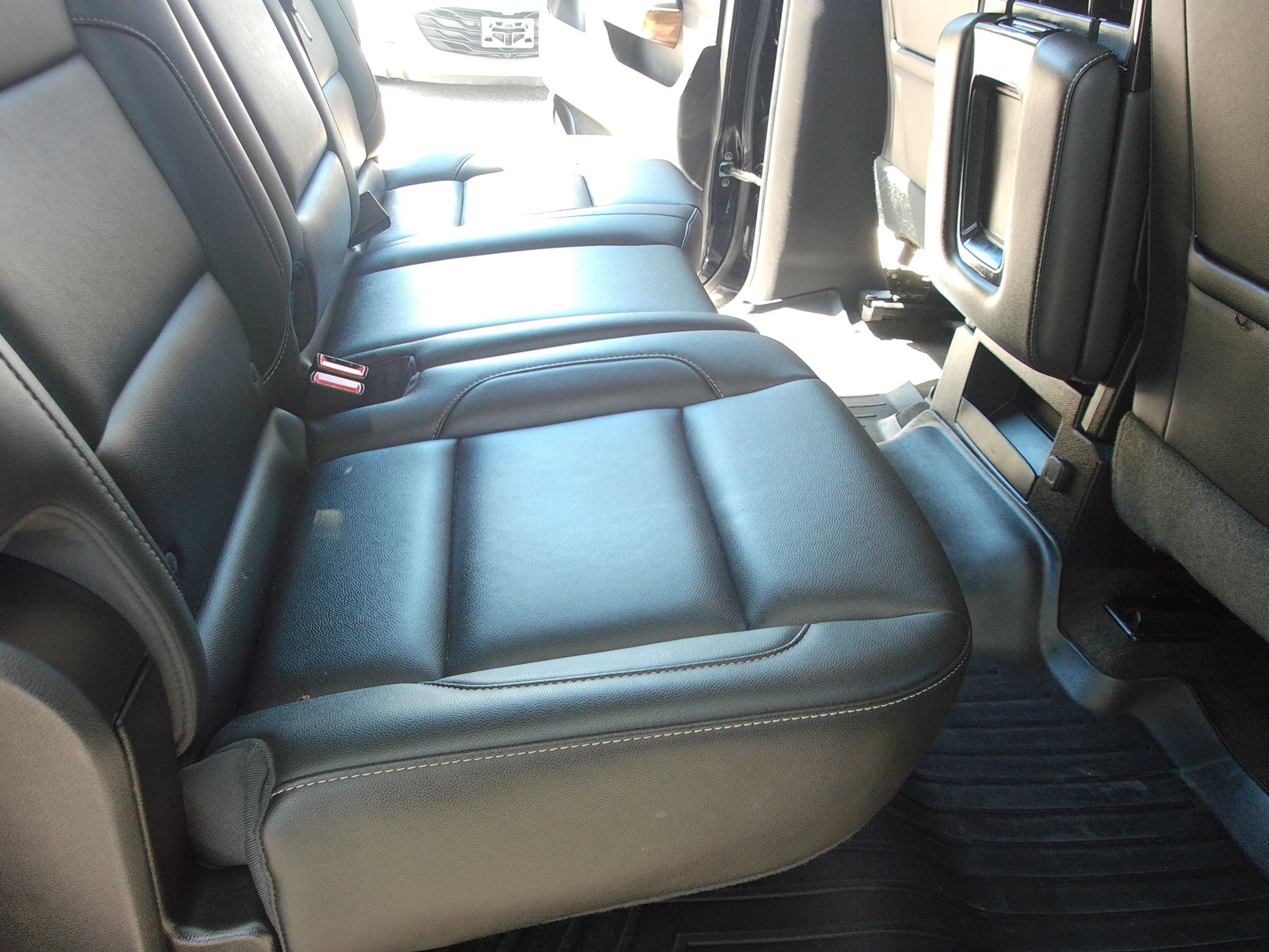 Used 2018 Chevrolet Silverado 1500 LTZ RWD image 33