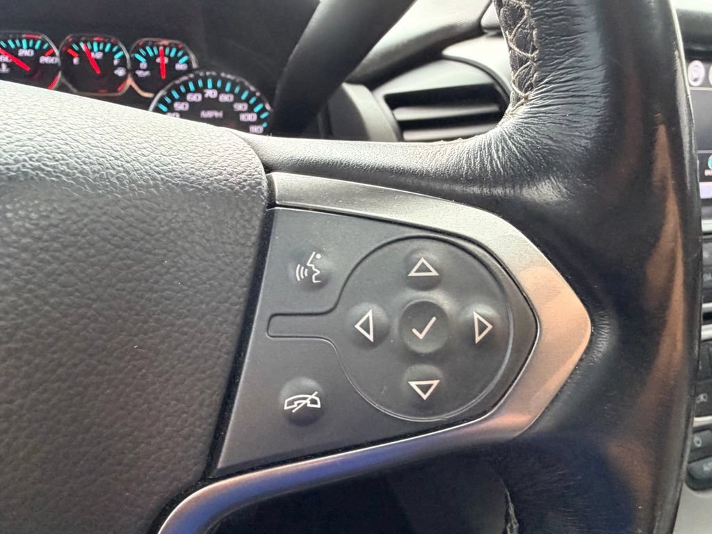 Used 2019 Chevrolet Suburban LT AWD/4WD image 14