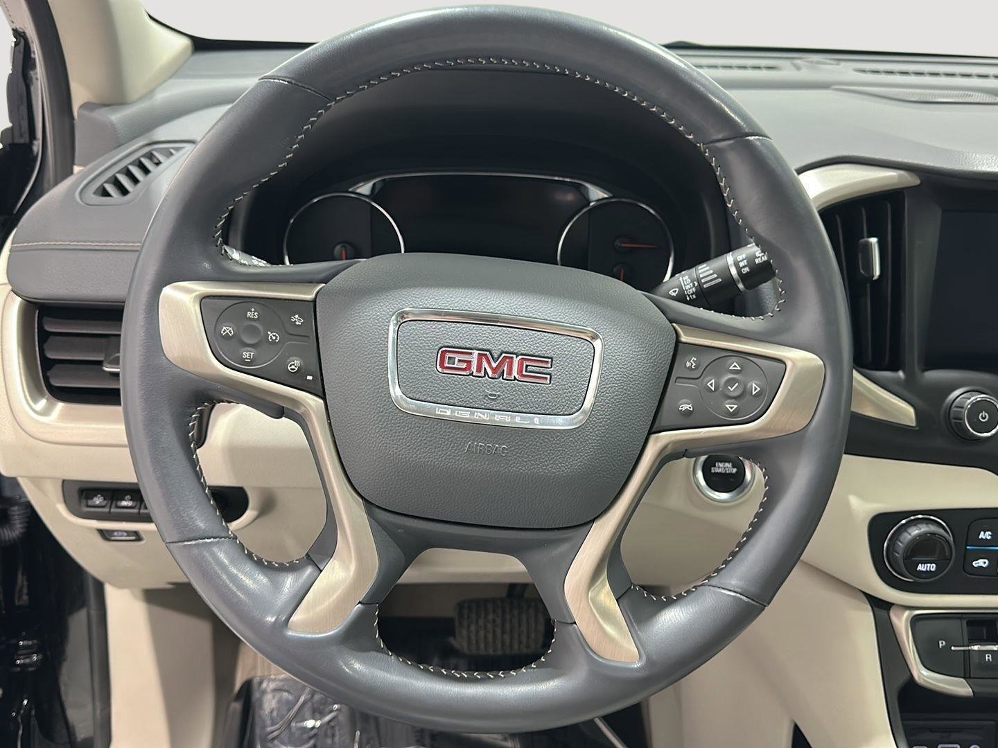 Used 2022 GMC Terrain Denali w/ LPO, Floor Liner Package AWD/4WD image 9