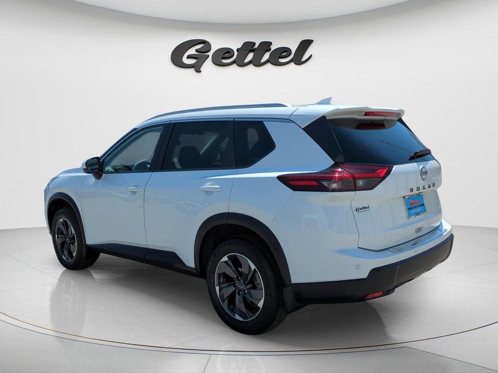 Certified 2025 Nissan Rogue SV w/ SV Premium Package image 6