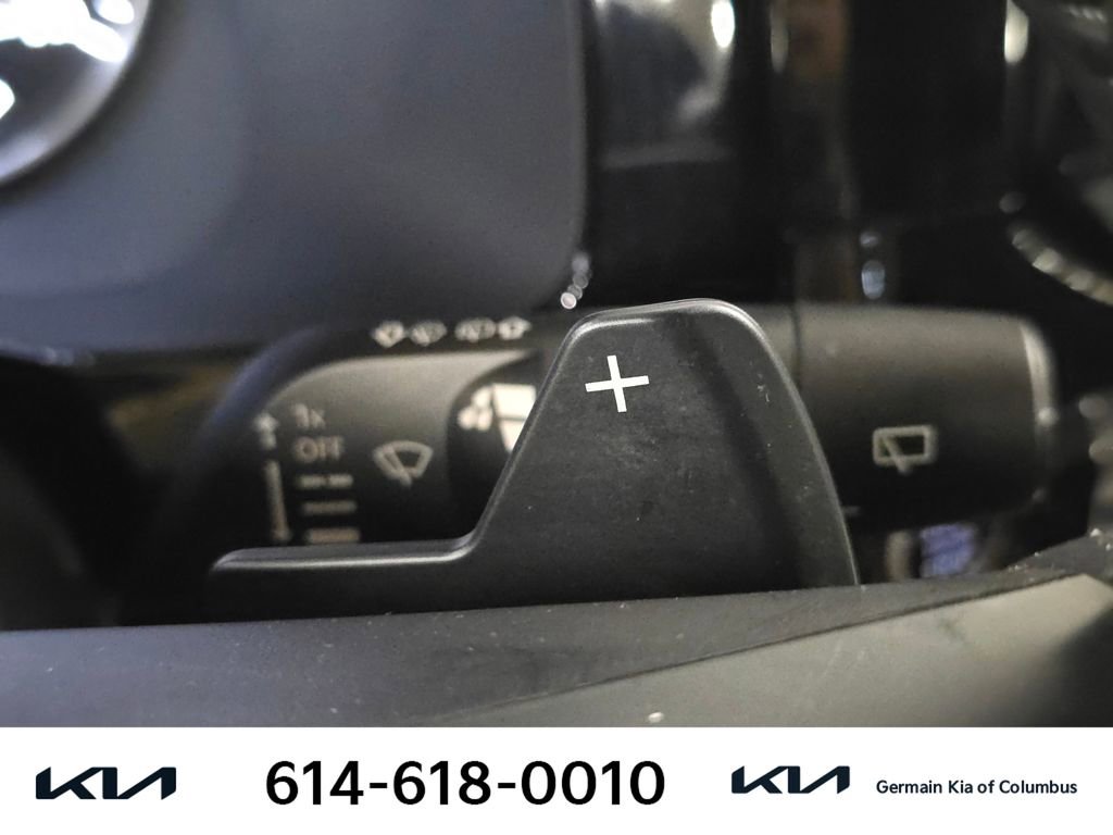 Used 2024 Nissan Pathfinder SV w/ SV Premium Package AWD/4WD image 32