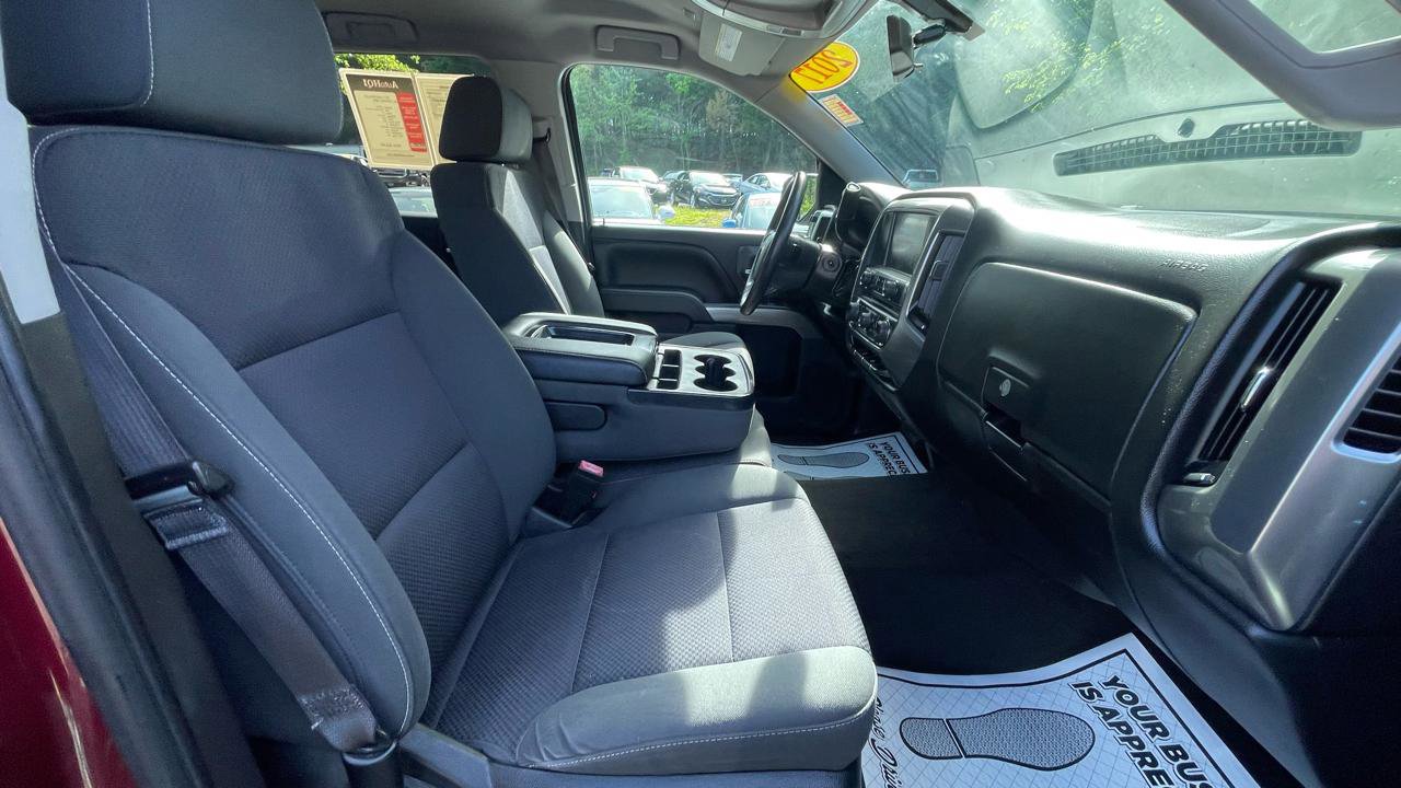 Used 2017 Chevrolet Silverado 1500 LT w/ All Star Edition AWD/4WD image 28