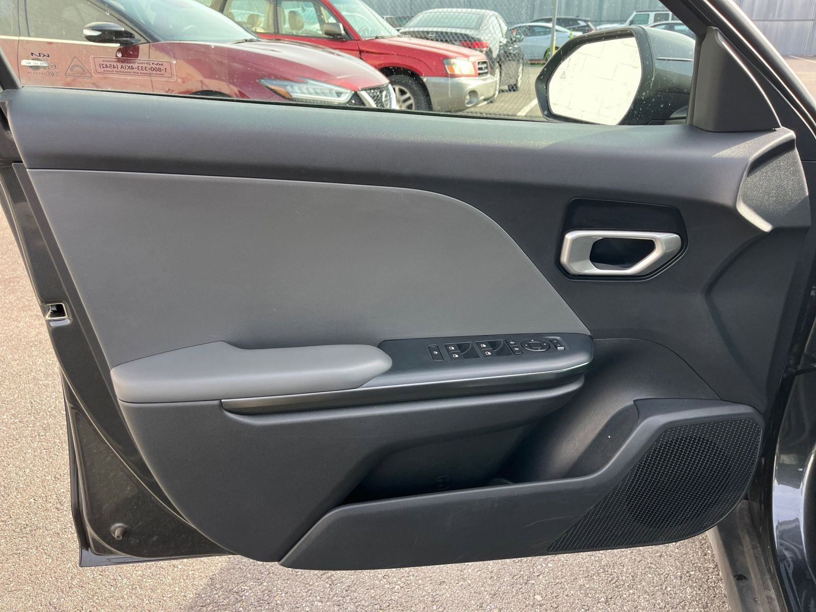 Used 2025 Kia K4 FWD image 18