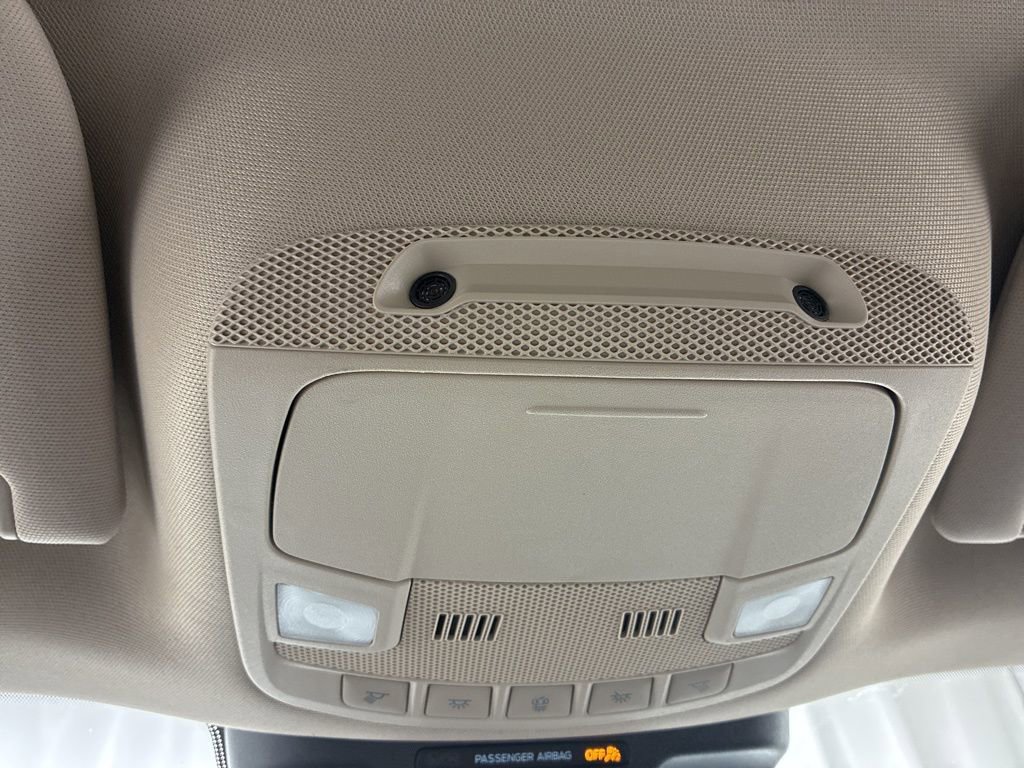 Used 2024 Ford Expedition XLT image 24