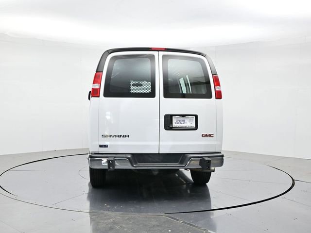 Used 2023 GMC Savana 2500 w/ Driver Convenience Package image 8