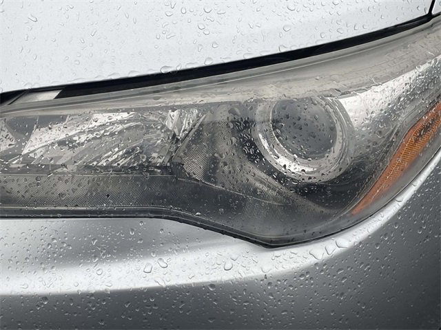 Used 2017 Toyota Camry SE image 13