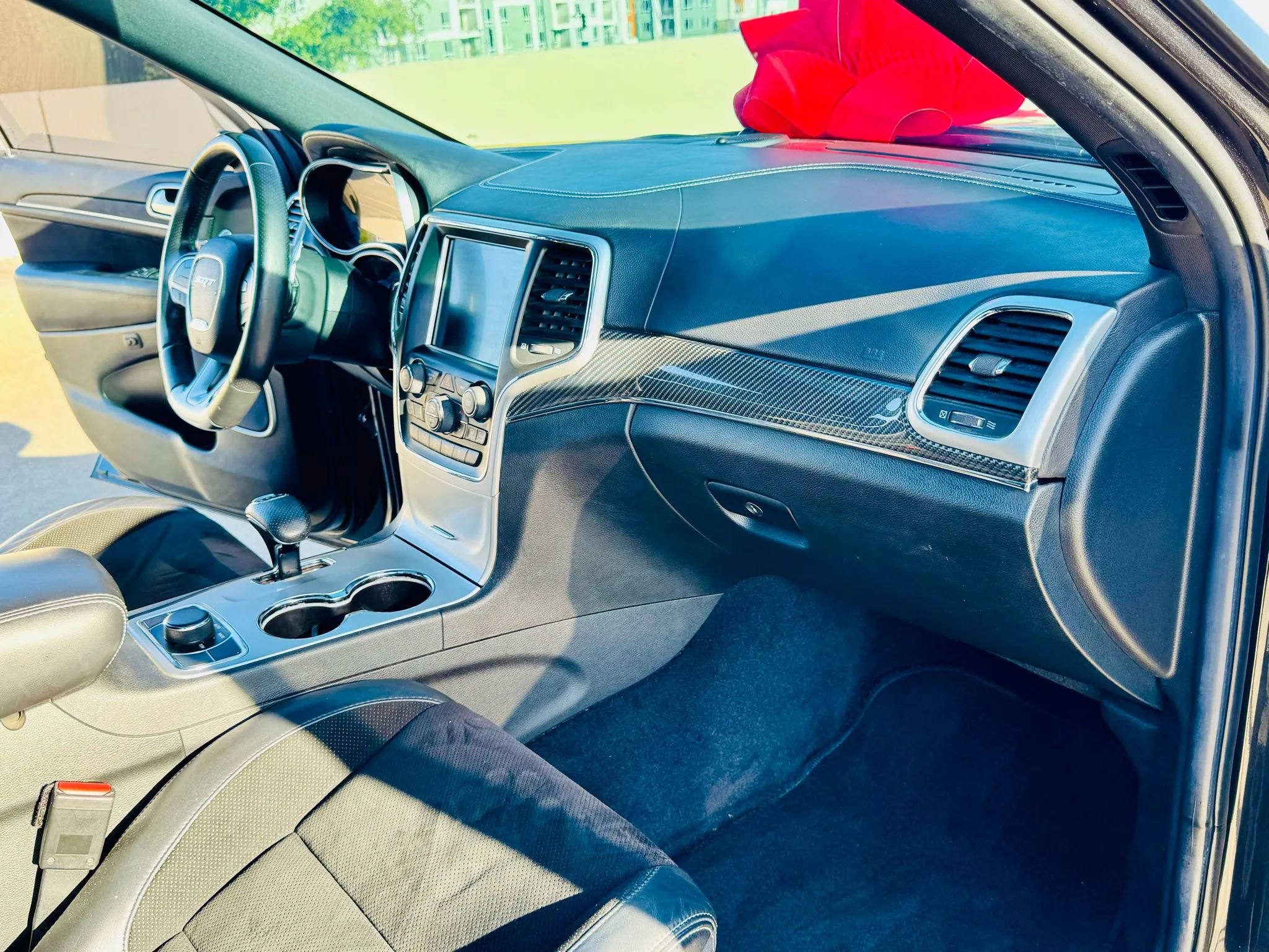 Used 2014 Jeep Grand Cherokee SRT8 w/ Luxury Group II AWD/4WD image 78