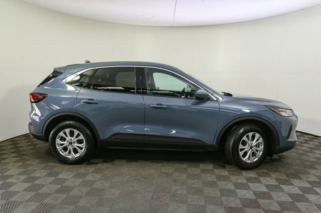 Used 2023 Ford Escape Active w/ Tech Pack #2 AWD/4WD image 14