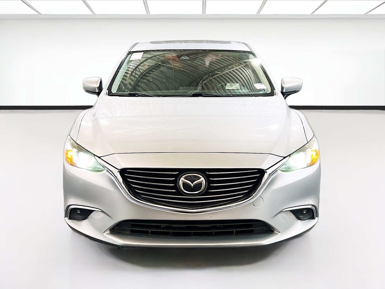 Used 2017 MAZDA MAZDA6 Grand Touring FWD image 2