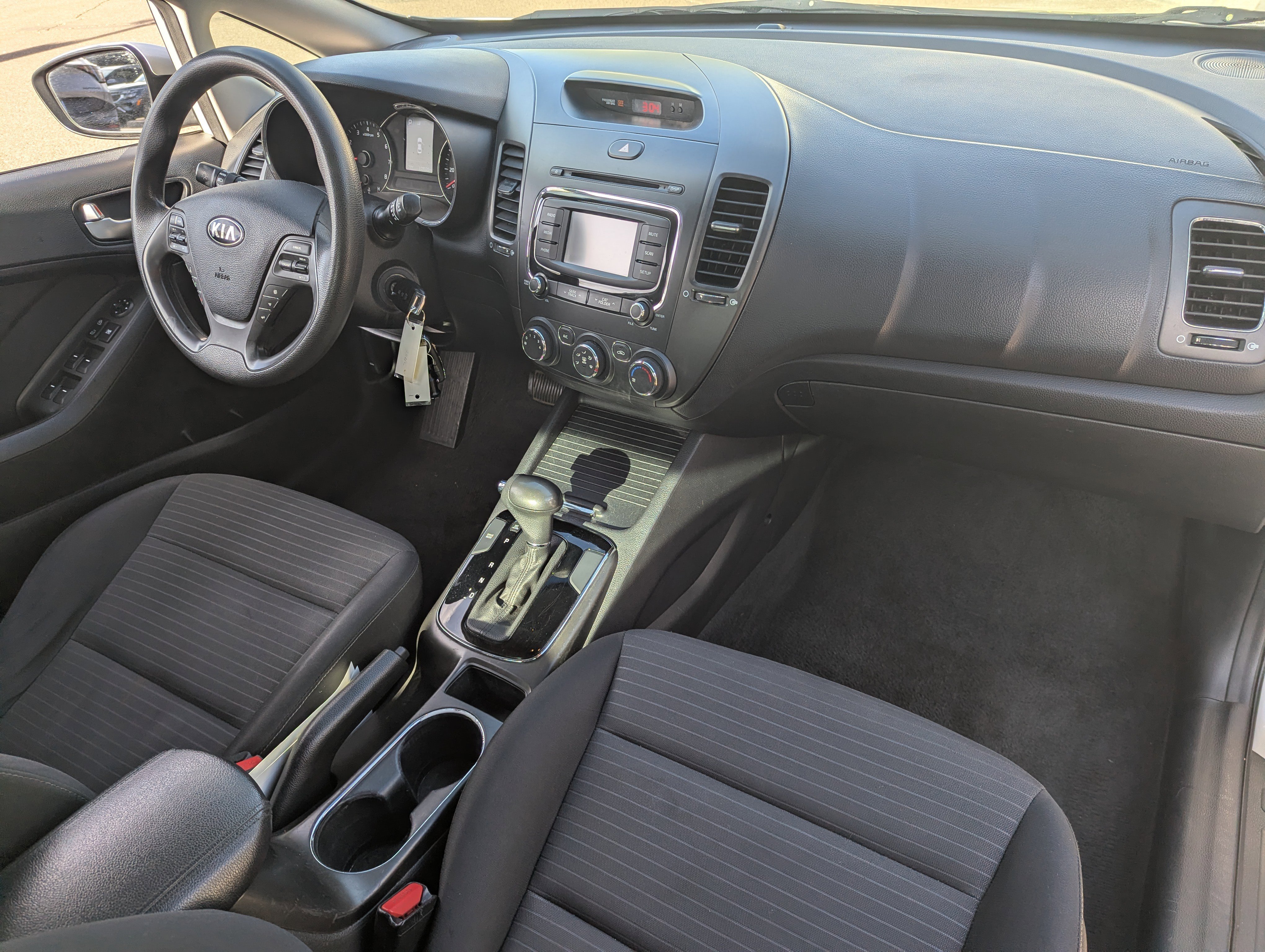 Used 2017 Kia Forte LX w/ LX Popular Package image 10