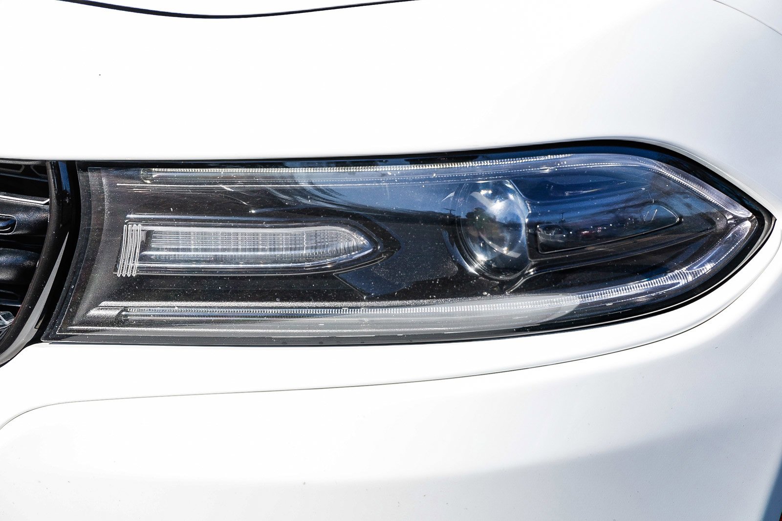 Used 2019 Dodge Charger SXT w/ Leather Interior Group image 7