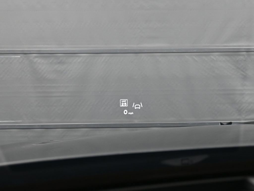 Used 2025 Bentley Flying Spur Plug-In Hybrid image 20