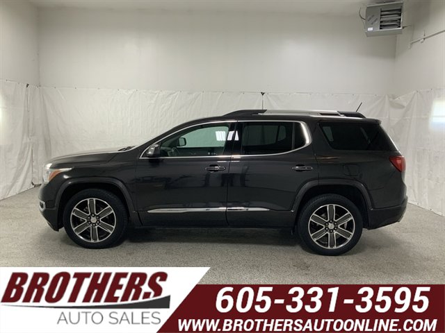 Used 2018 GMC Acadia Denali w/ Technology Package image 1