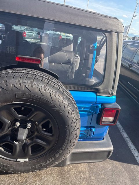 Used 2025 Jeep Wrangler Sport AWD/4WD image 10