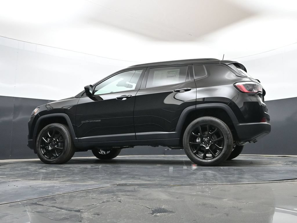 New 2026 Jeep Compass Latitude AWD/4WD image 49