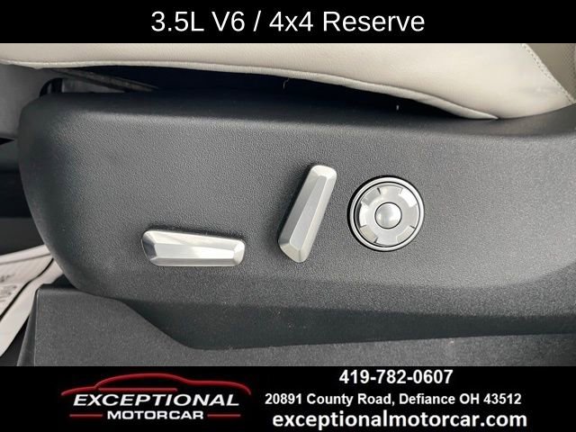 Used 2025 Lincoln Navigator Reserve image 34
