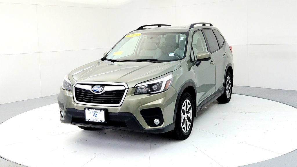 Used 2021 Subaru Forester Premium AWD/4WD image 2