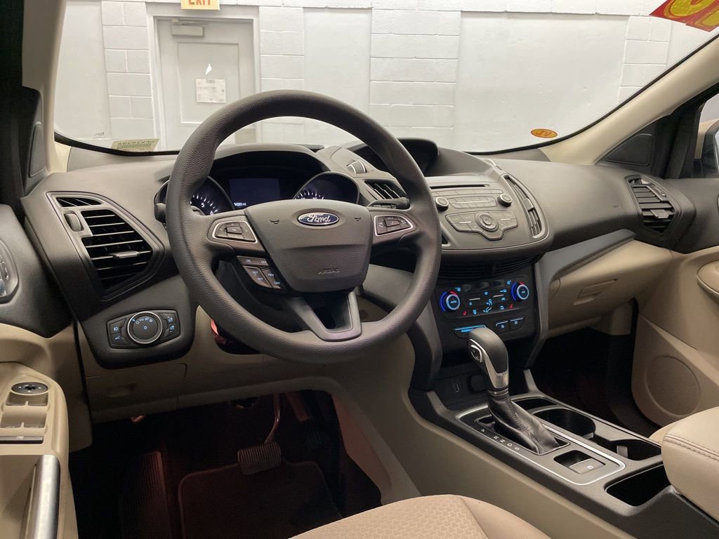 Used 2018 Ford Escape SE image 12