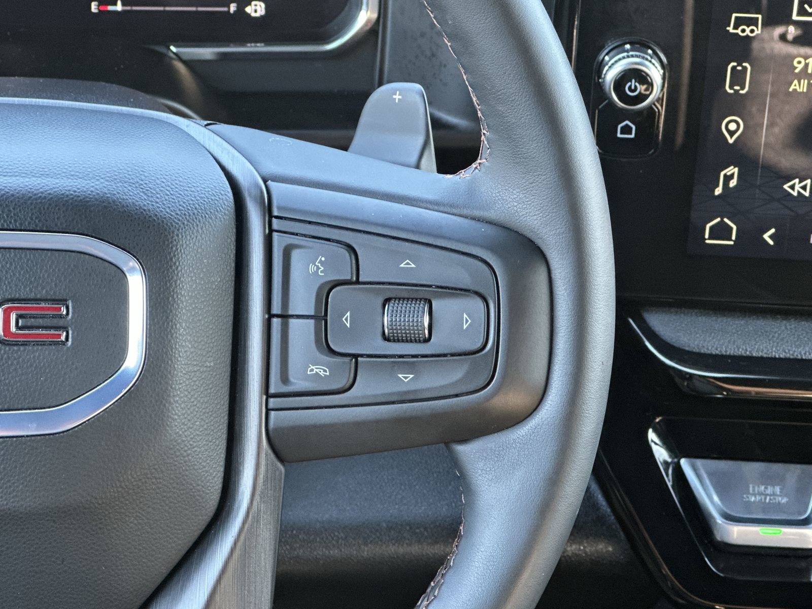 Used 2025 GMC Sierra 1500 AT4 image 21