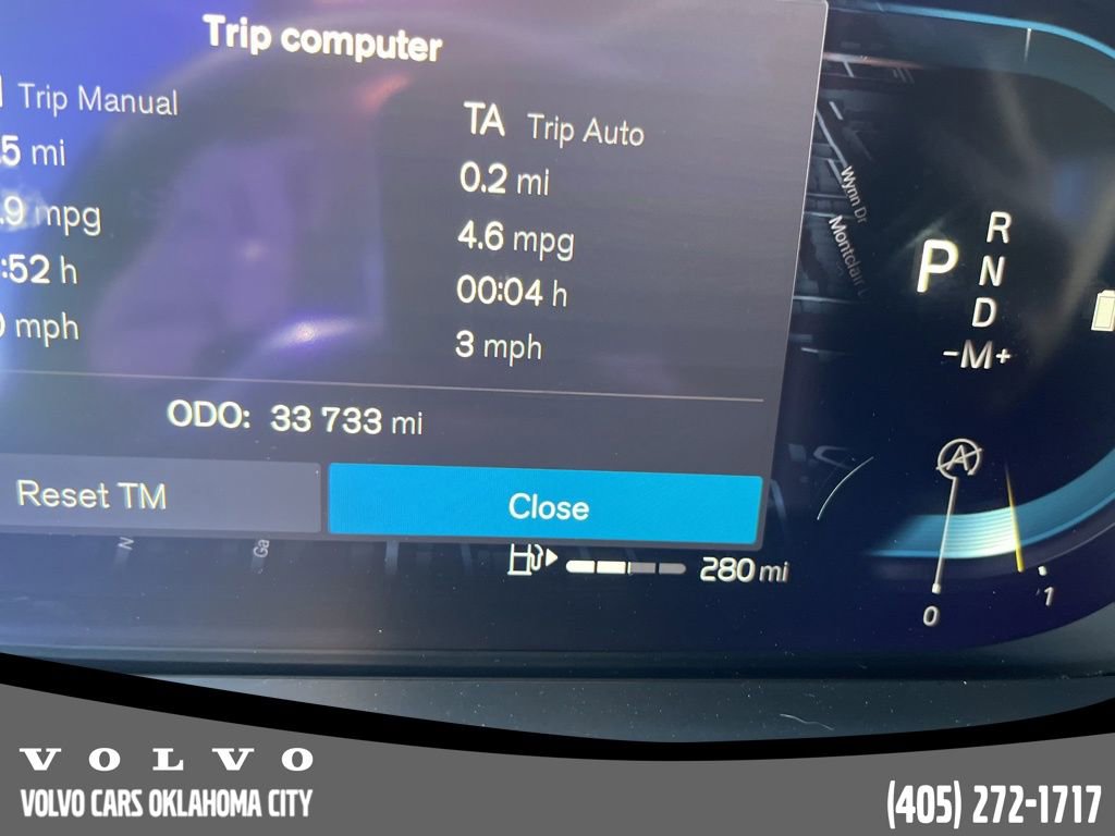 Certified 2023 Volvo XC90 B6 Plus image 10