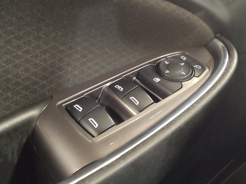 Used 2021 Chevrolet Malibu LT FWD image 27