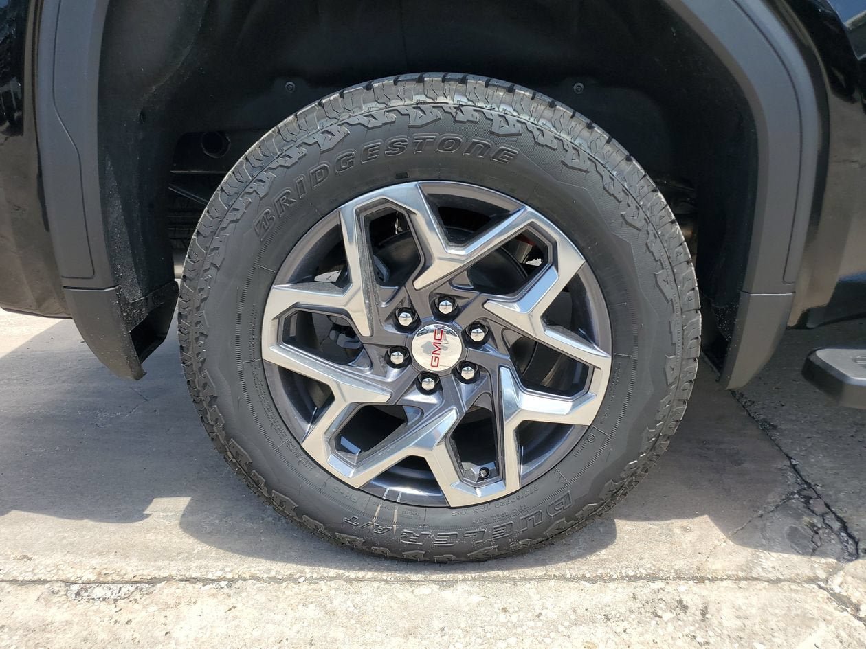 New 2026 GMC Sierra 1500 SLT w/ SLT Premium Plus Package AWD/4WD image 6