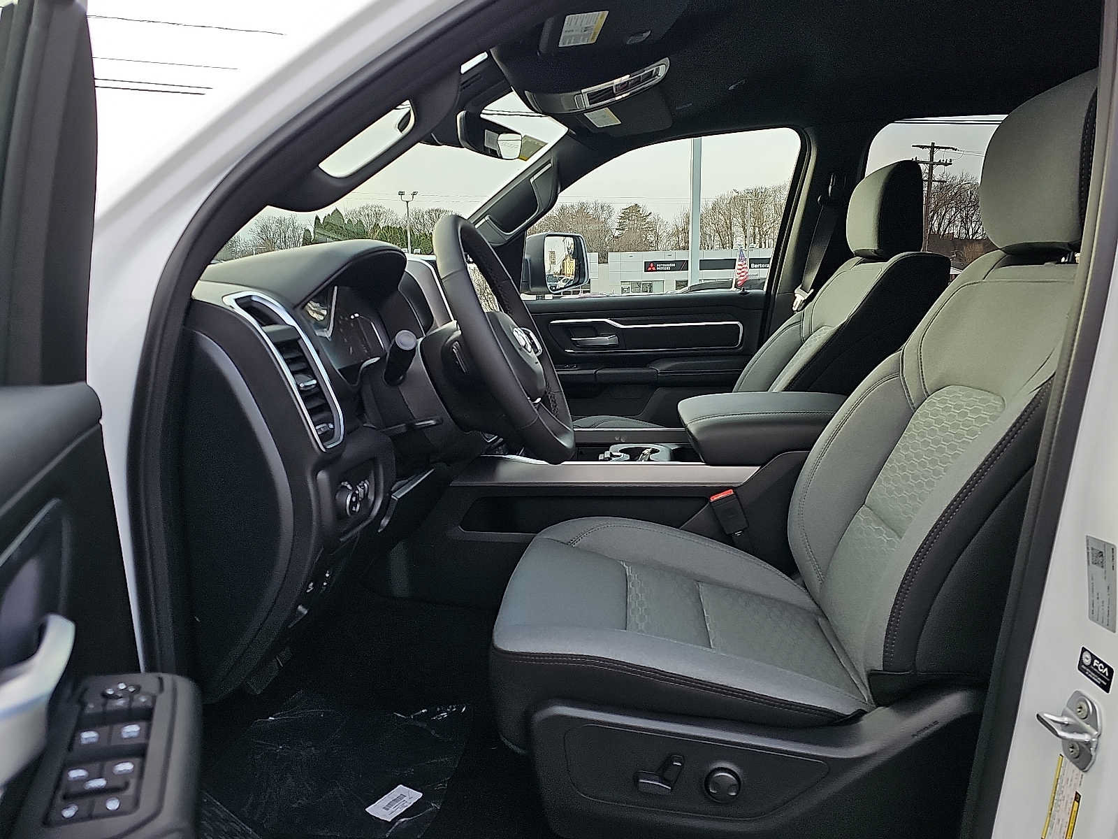 New 2026 RAM 1500 Big Horn AWD/4WD image 9