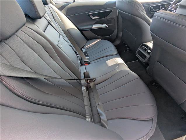 Used 2025 Mercedes-Benz E 350 Sedan image 21