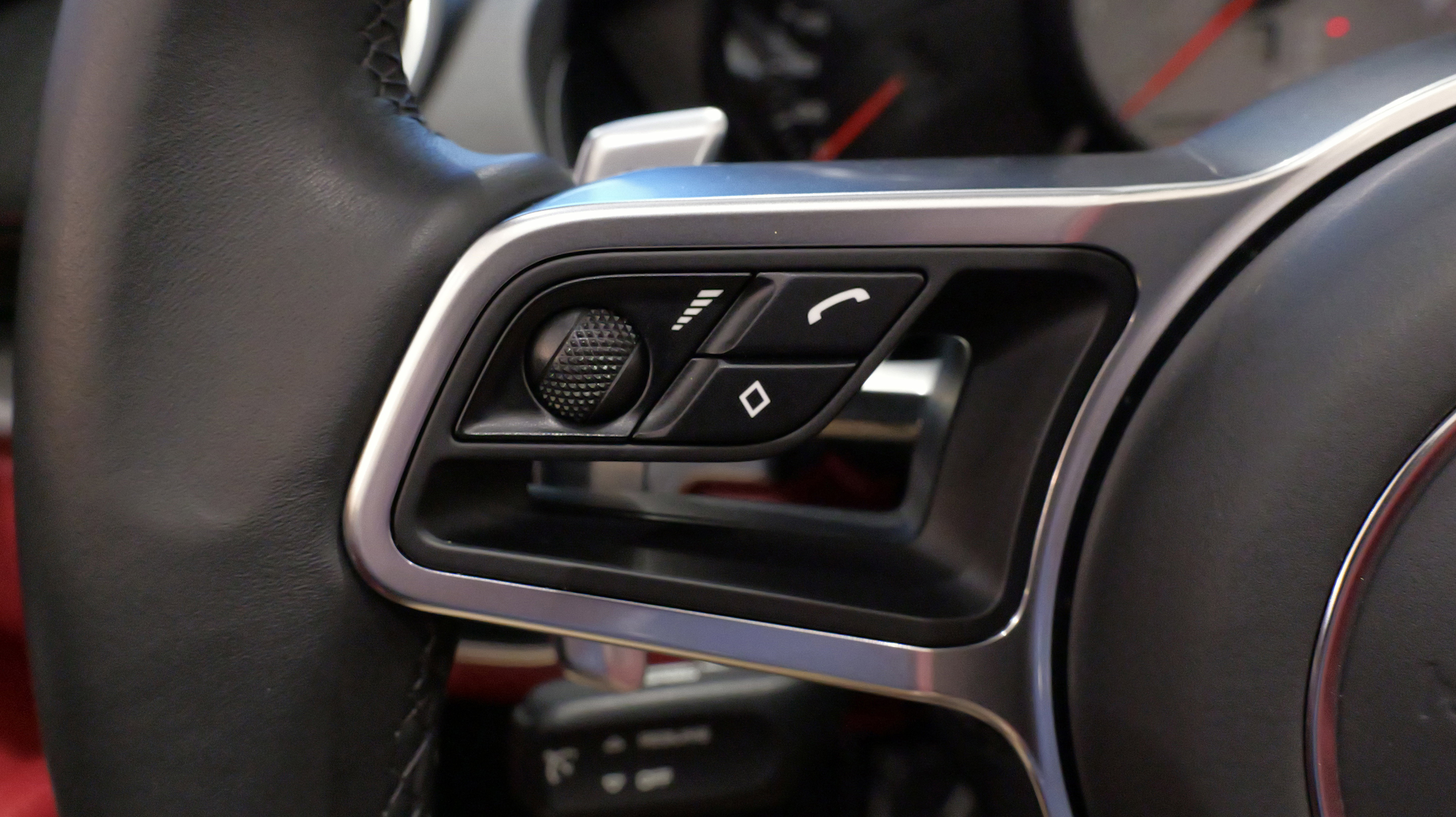 Used 2024 Porsche 718 Boxster S image 35