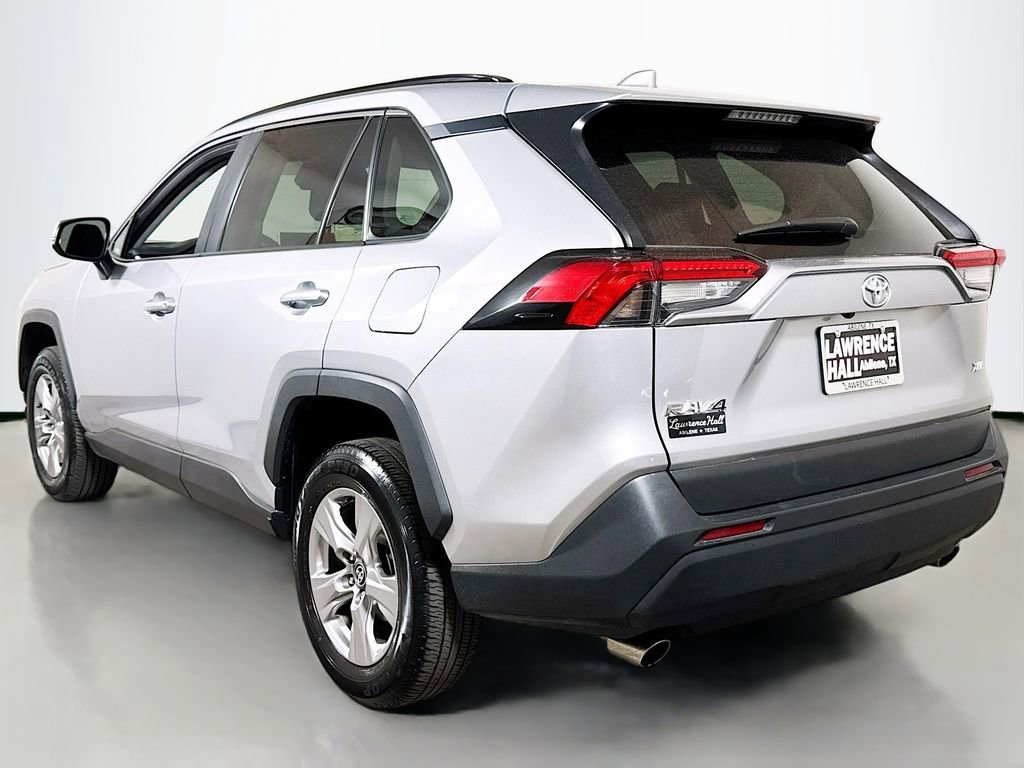 Used 2025 Toyota RAV4 XLE image 6