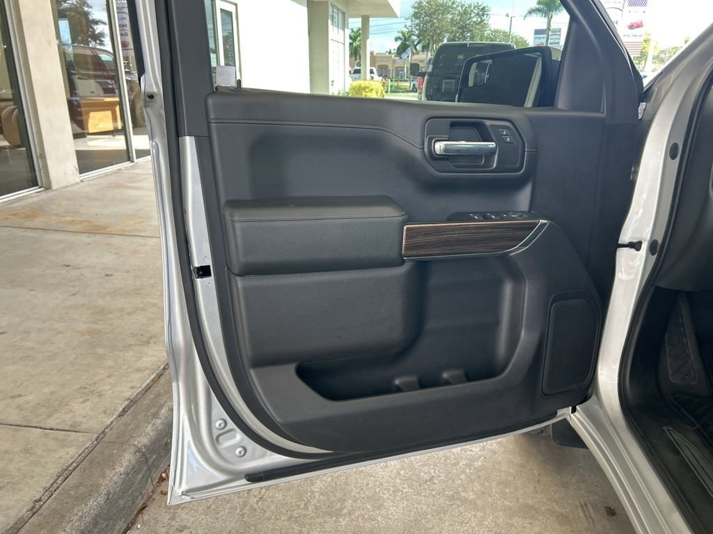 Used 2020 Chevrolet Silverado 1500 LT w/ All-Star Edition image 34