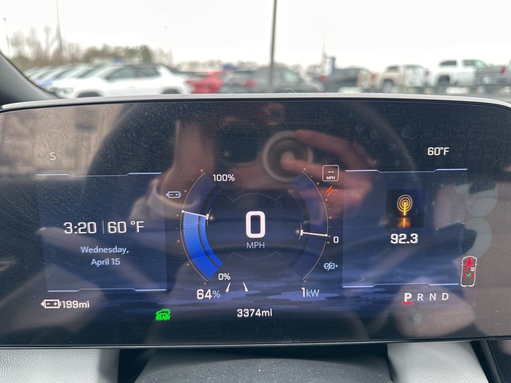 Used 2025 Chevrolet Equinox EV LT image 18