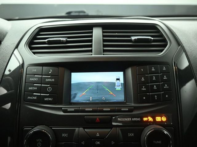 Certified 2018 Ford Explorer XLT image 12