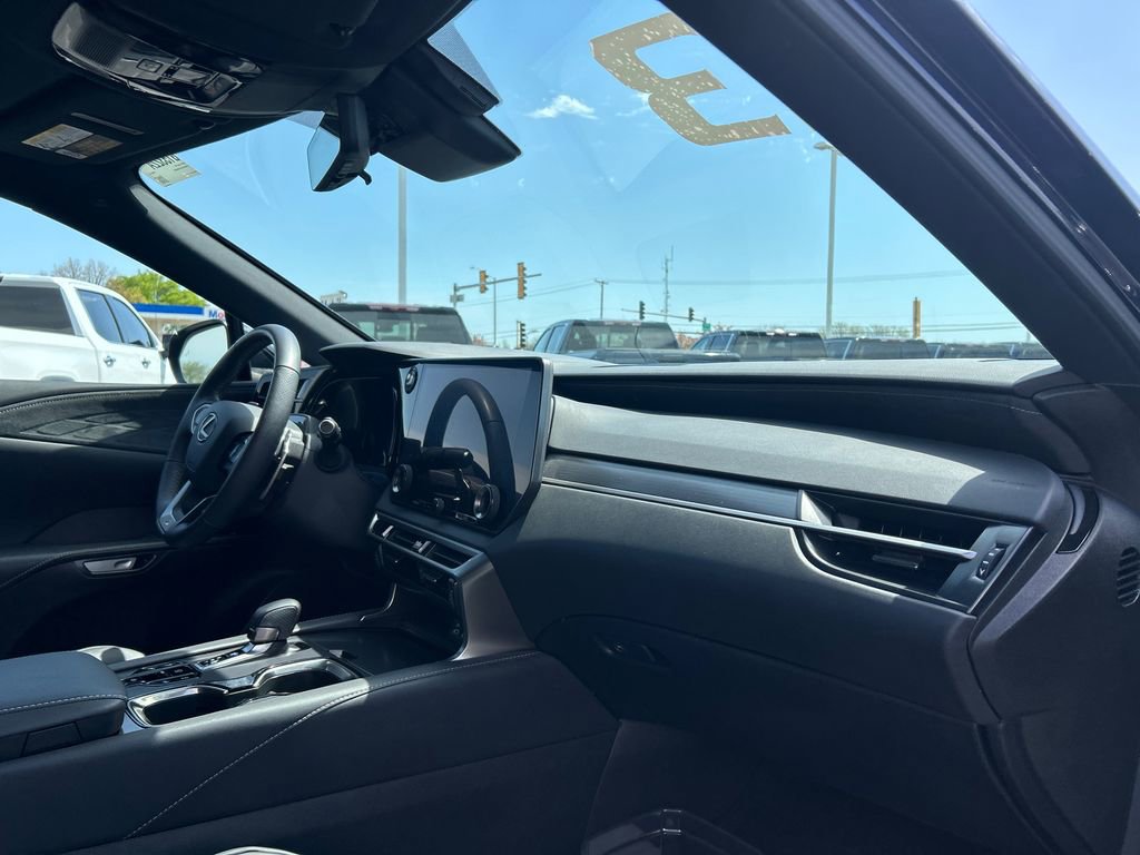 Used 2023 Lexus RX 350 F Sport w/ Accessory Package (Z1) AWD/4WD image 39