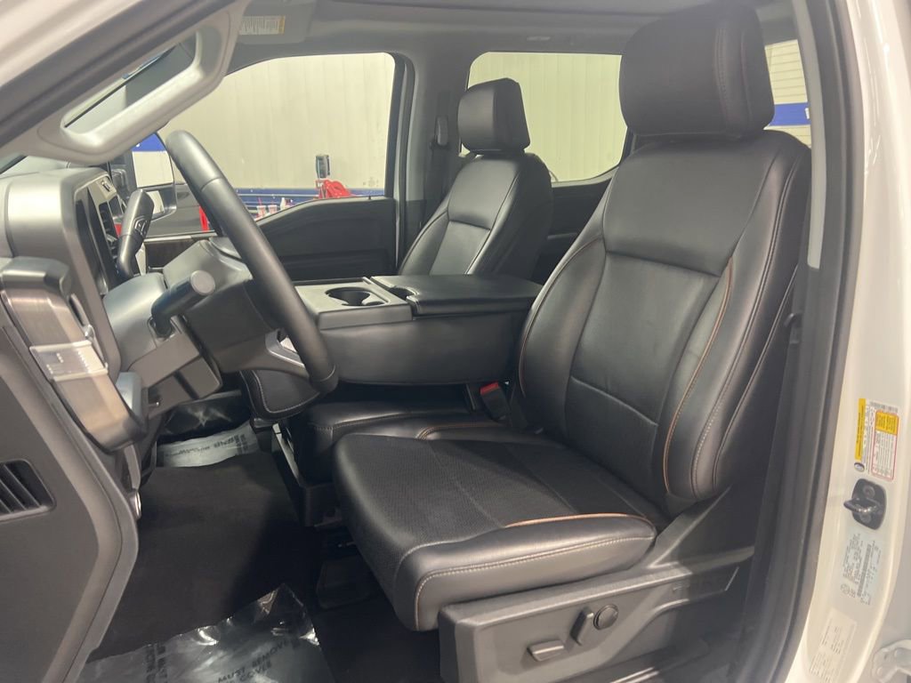 Certified 2025 Ford F350 Lariat w/ Camper Package image 14