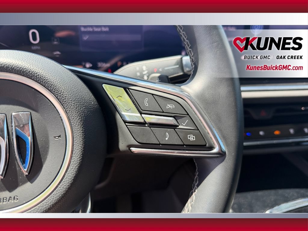 Used 2024 Buick Envision Preferred AWD/4WD image 18