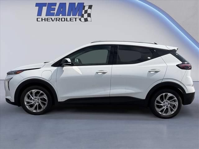 Certified 2023 Chevrolet Bolt EUV LT FWD image 3