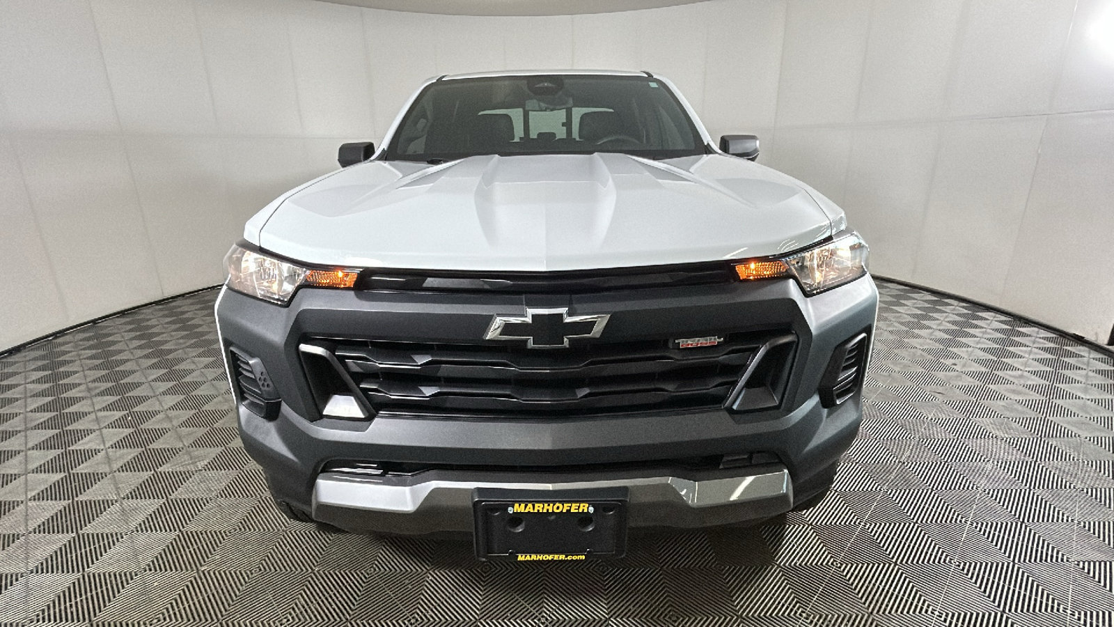 Used 2024 Chevrolet Colorado Trail Boss w/ Advanced Trailering Package AWD/4WD image 8