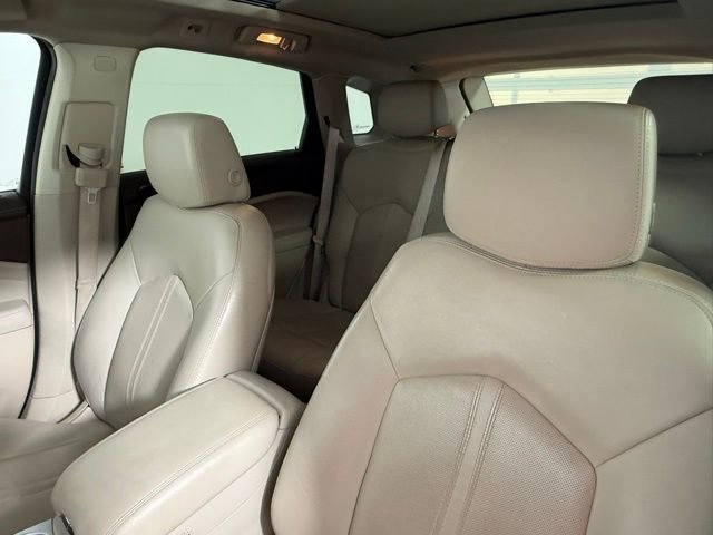 Used 2012 Cadillac SRX Luxury image 31