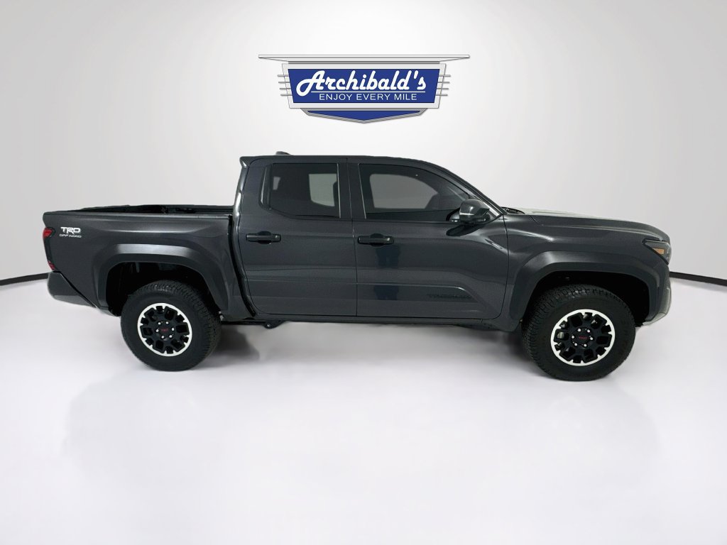 Used 2025 Toyota Tacoma TRD Off-Road w/ TRD Off Road Premium Package AWD/4WD image 9