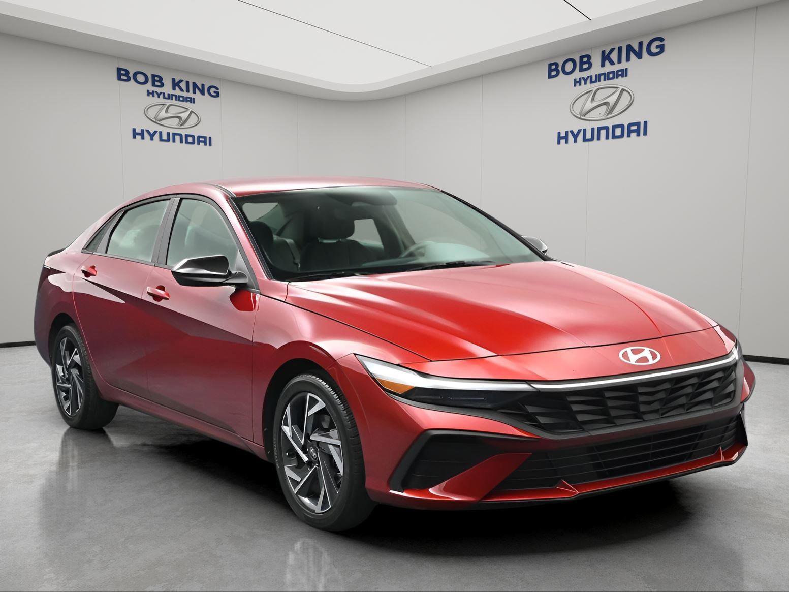 Certified 2025 Hyundai Elantra Sport image 10
