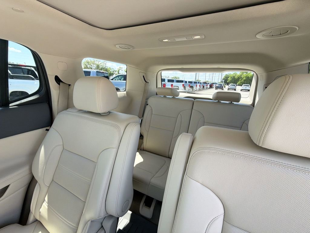 Used 2023 GMC Acadia Denali w/ Denali Ultimate Package image 31