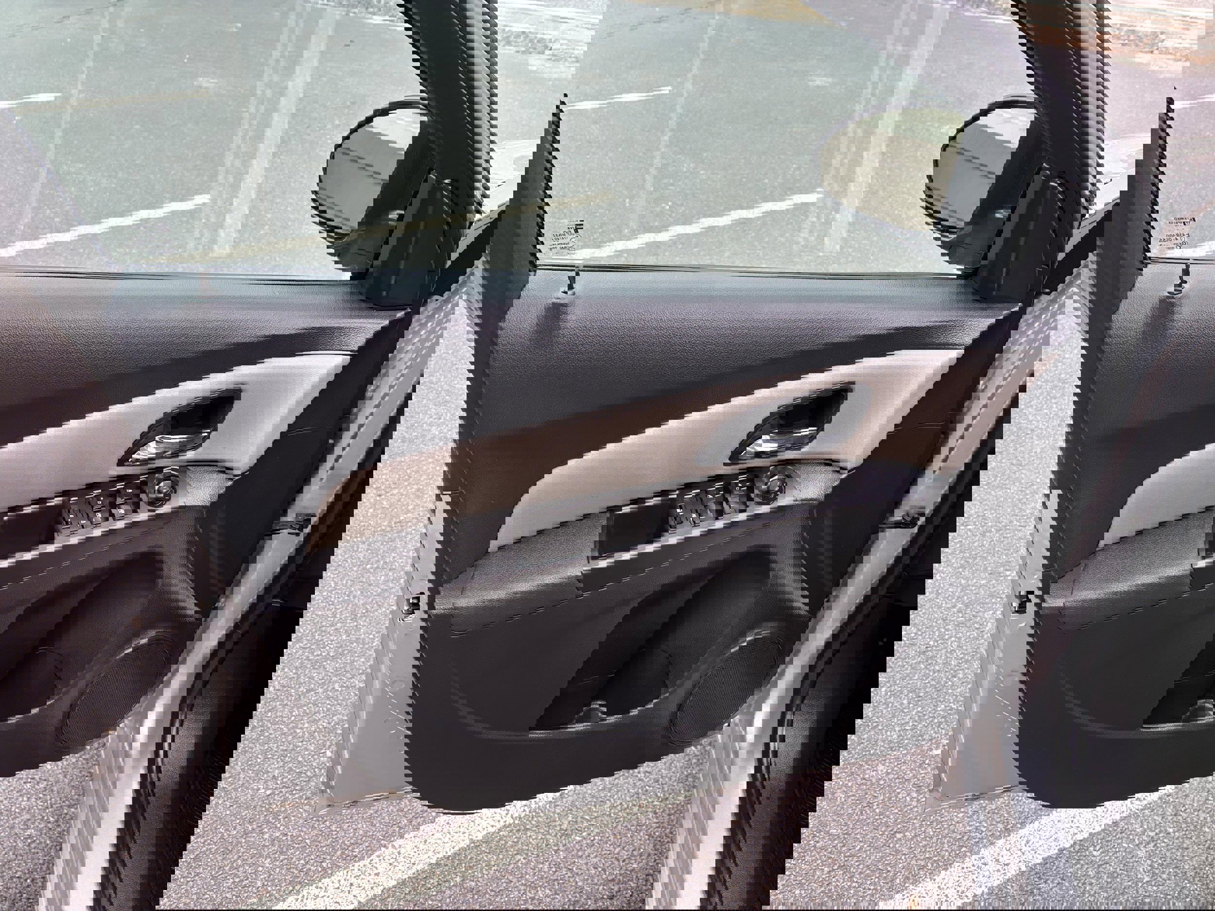 Used 2016 Chevrolet Cruze LS FWD image 11