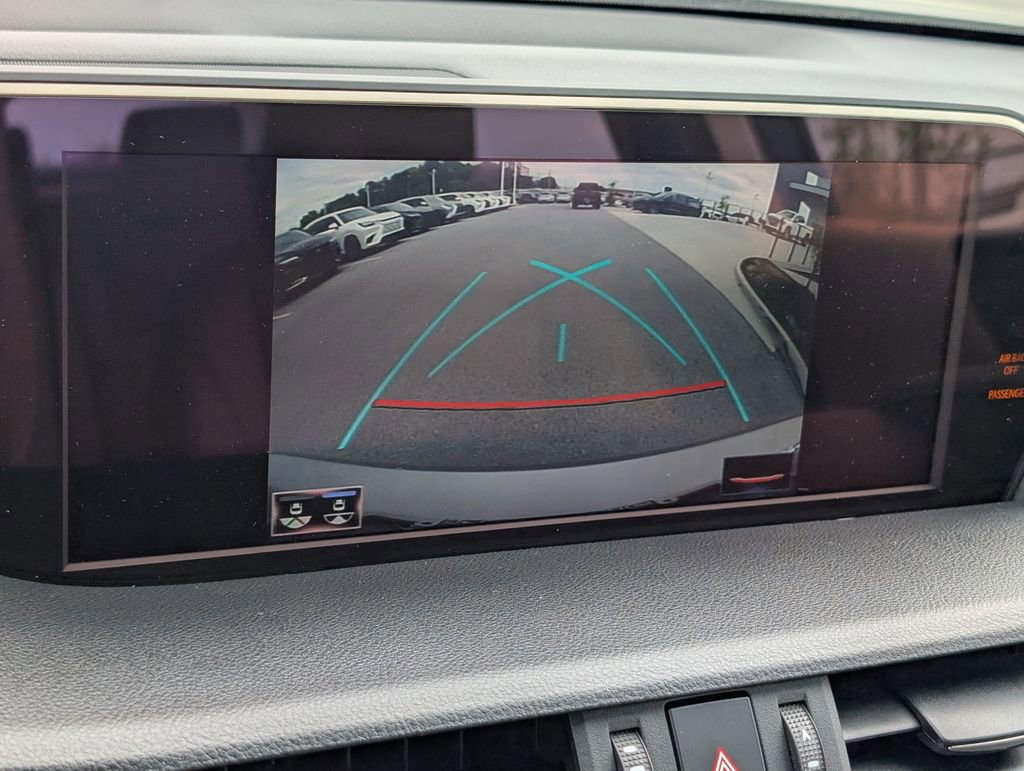 Used 2021 Lexus ES 300h w/ Premium Package FWD image 10