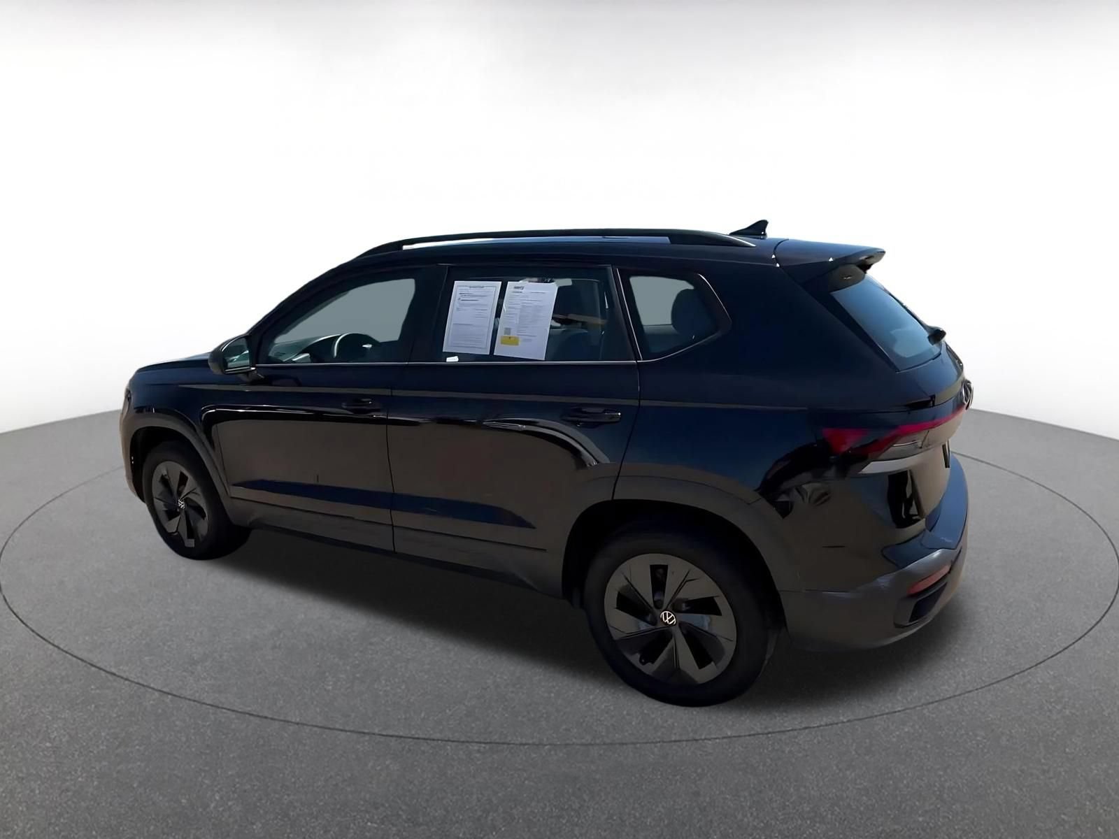 Used 2026 Volkswagen Taos S FWD image 10