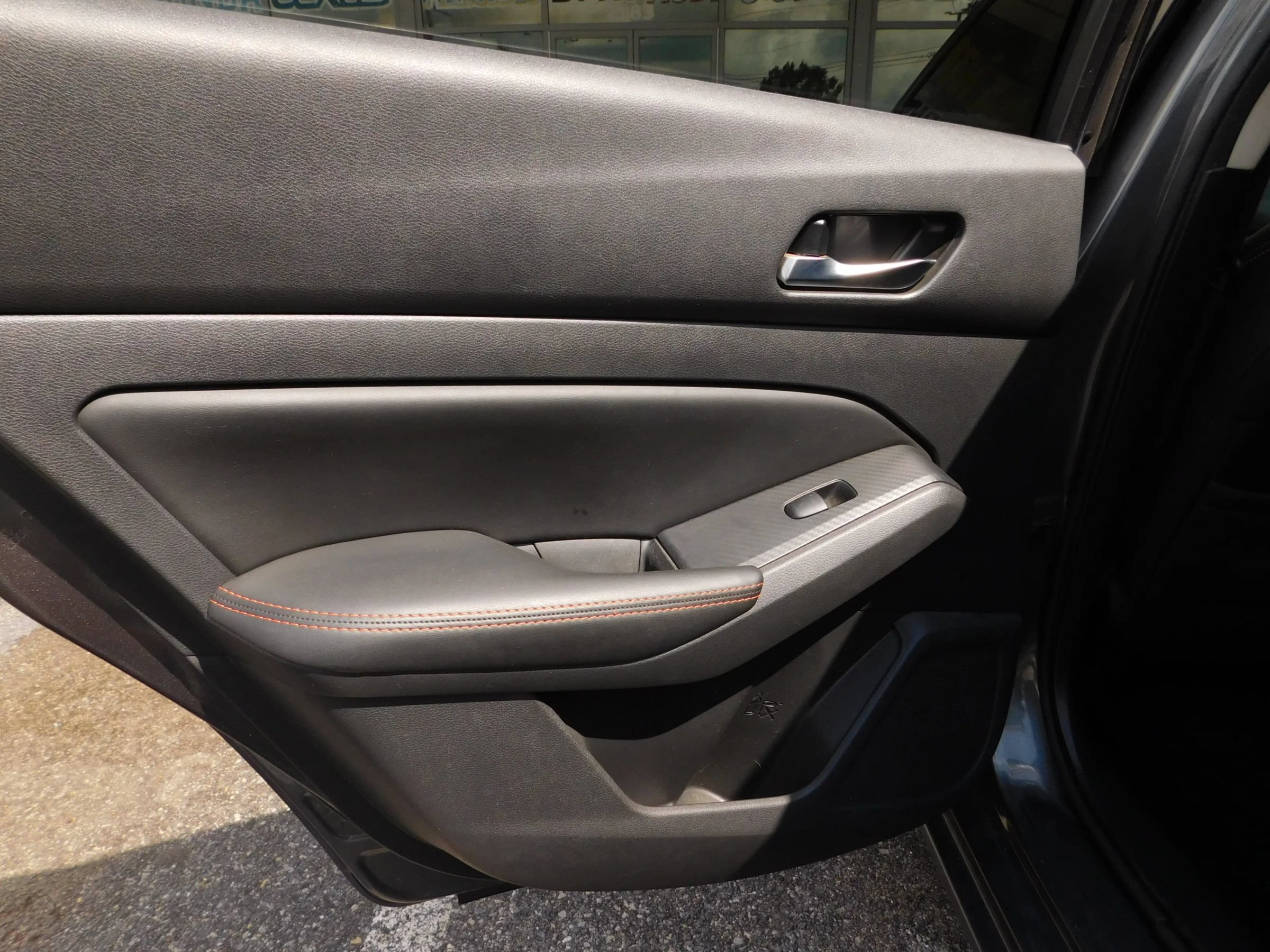 Used 2021 Nissan Altima 2.5 SR FWD image 10