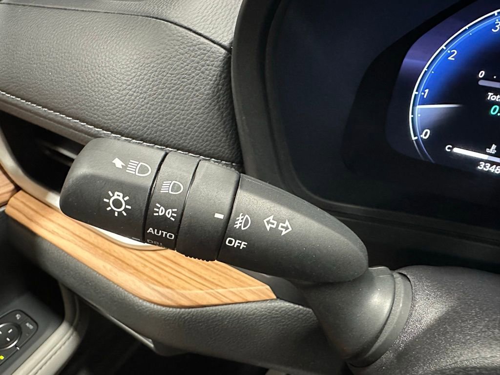 Used 2025 Toyota Grand Highlander AWD image 21