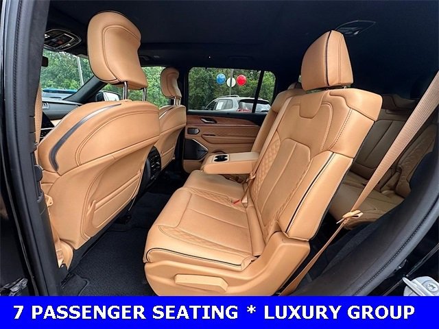 Used 2021 Jeep Grand Cherokee L Summit image 16