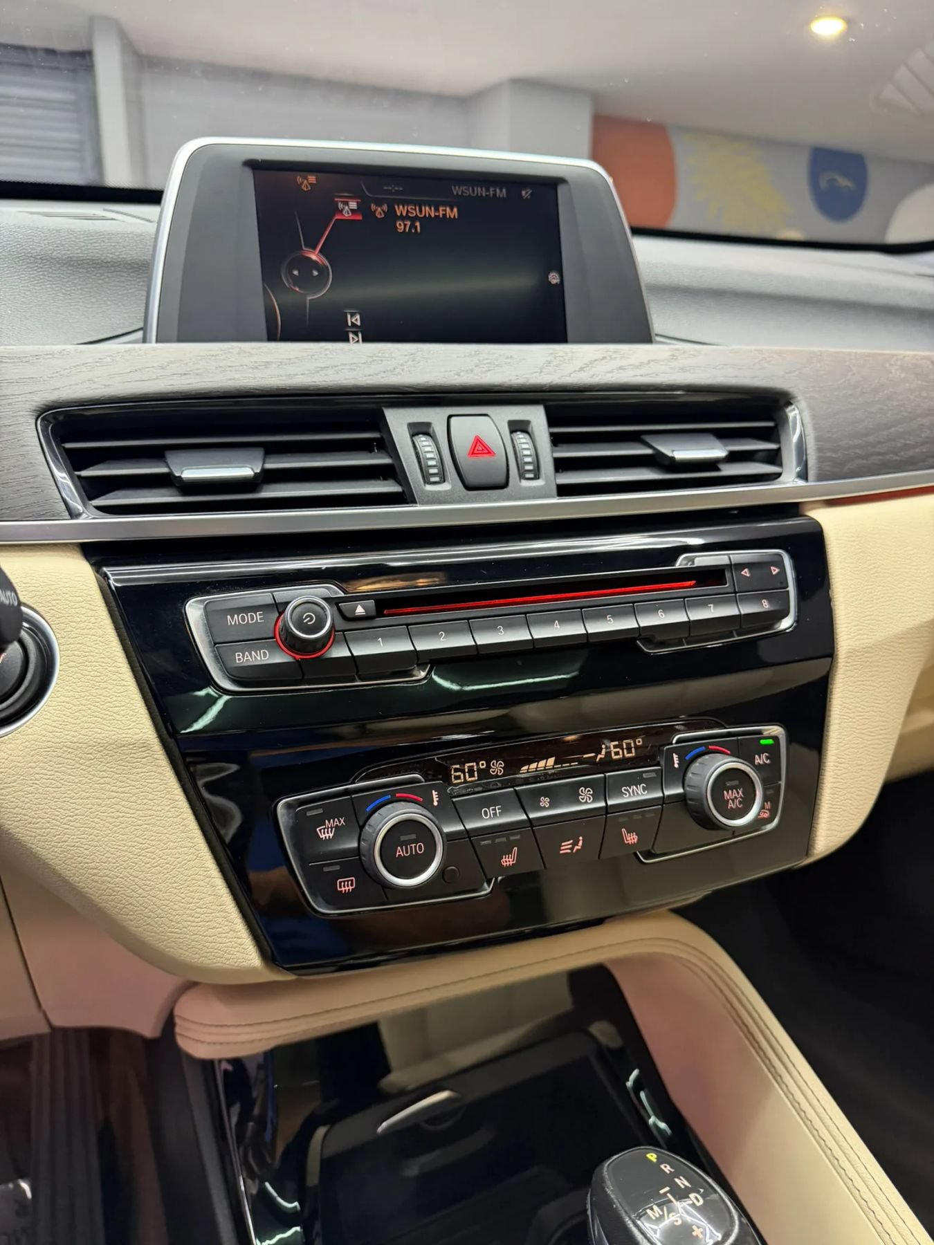 Used 2016 BMW X1 xDrive28i AWD/4WD image 18