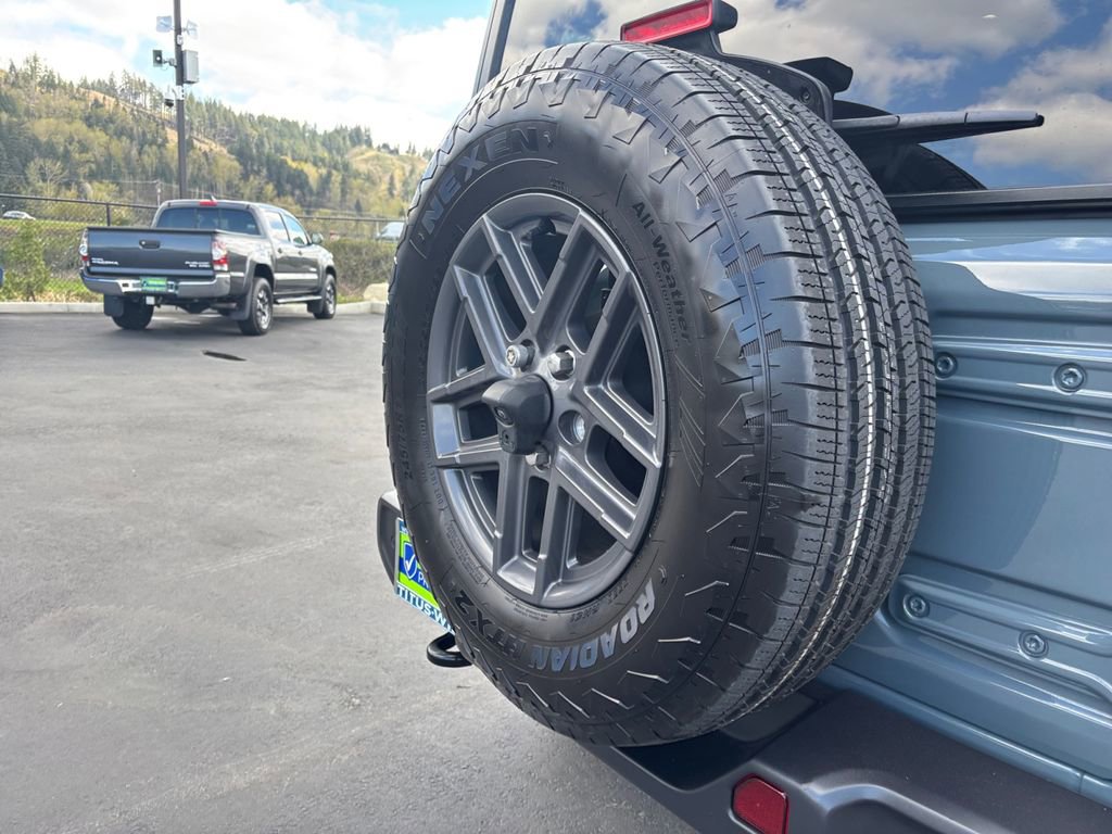 Used 2024 Jeep Wrangler Sport S image 36